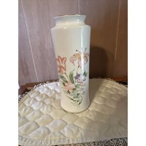 vintage Action Japan ceramic floral‎ vase.